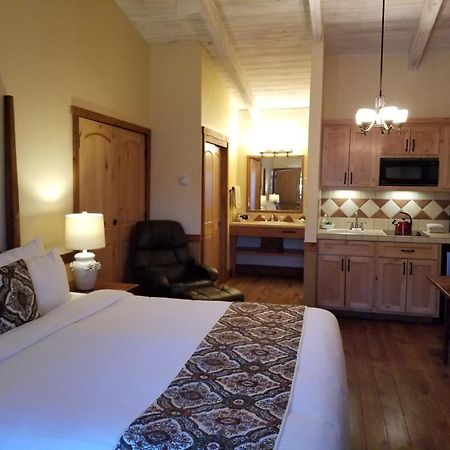 Carmel Valley Lodge Екстер'єр фото