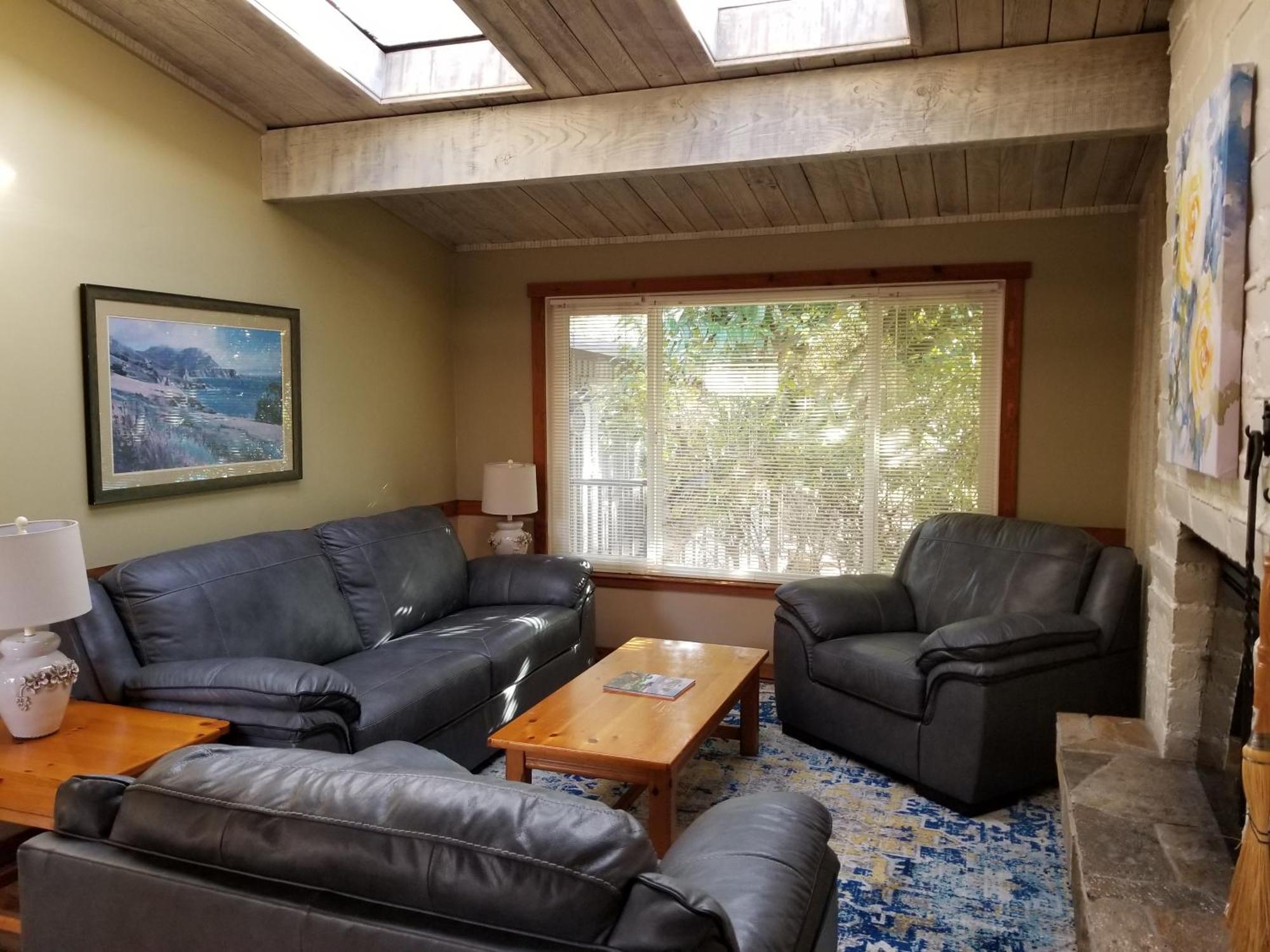 Carmel Valley Lodge Екстер'єр фото