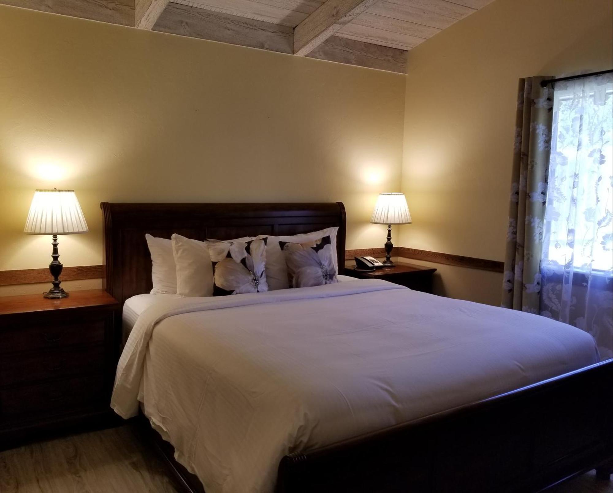 Carmel Valley Lodge Екстер'єр фото